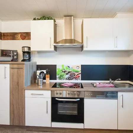 Lägenhet Cosy With Terrace And Garden Access In A Quiet Wooded Area