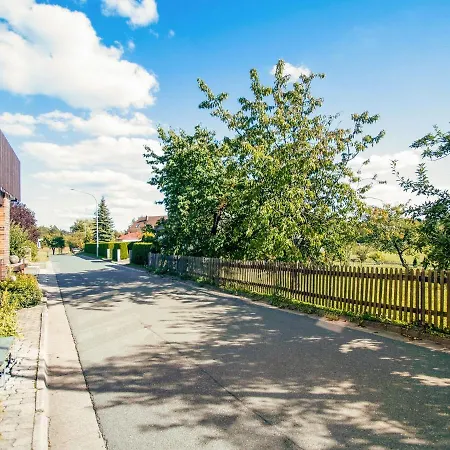 Cosy With Terrace And Garden Access In A Quiet Wooded Area Lägenhet Goessweinstein